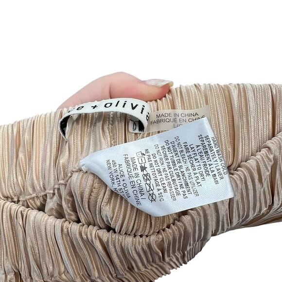 Alice + Olivia Benny Pants Ribbed Pleated Plisse Cropped Wide Leg Tan Size Large - Picture 10 of 10